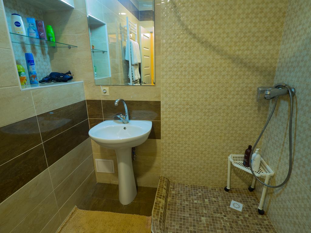 Slovac-Apartment Chisinau Ngoại thất bức ảnh